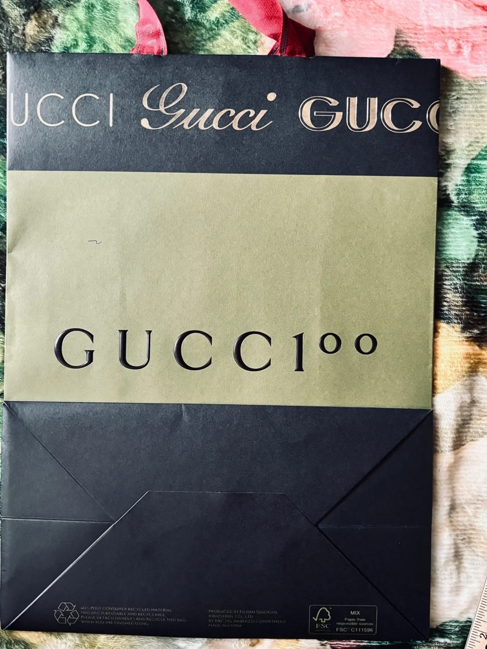 Gucci special edition, shopping gift bag with ribbon handles Boutique packaging
